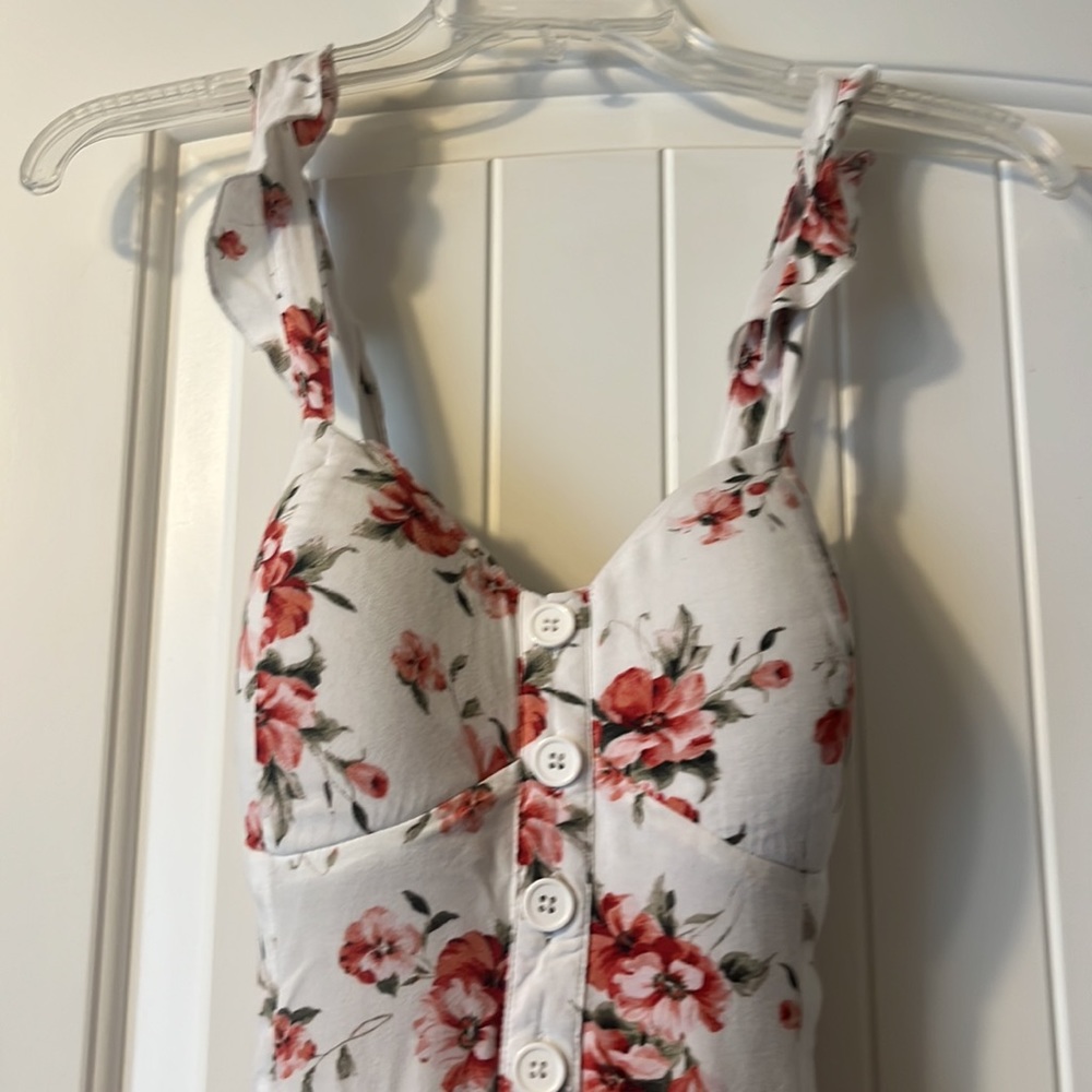 Dress - Picture 2 of 4